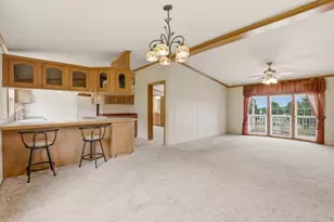 154 Angel Ln, Somerset Township, PA 15501 - Photo 8
