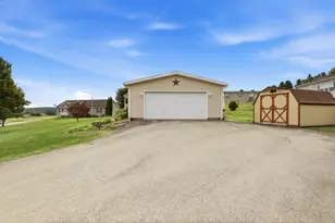 154 Angel Ln, Somerset Township, PA 15501 - Photo 24