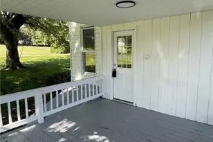240 Robinson St, Mahoning Township, PA 16116 - Photo 2