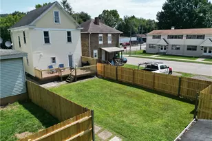 4403 4th Ave, Beaver Falls, PA 15010 - Photo 36