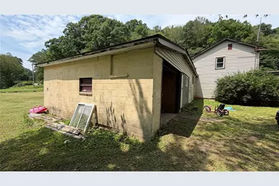 107 Kelly Station Rd, Ford City Boro, PA 16226 - Photo 18