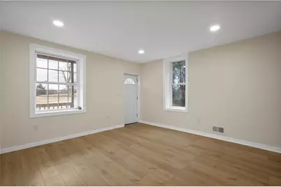 3907 McWhinney St, Munhall, PA 15120 - Photo 2
