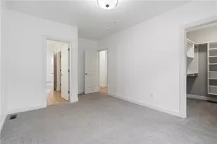 1661 Biltmore Ln, Pittsburgh, PA 15217 - Photo 16