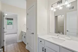 1661 Biltmore Ln, Pittsburgh, PA 15217 - Photo 22