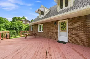675 Meadow Ln, Rochester, PA 15074 - Photo 26