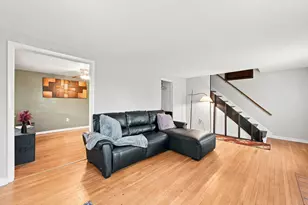 675 Meadow Ln, Rochester, PA 15074 - Photo 10