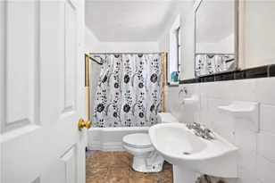 1627-1629 Laketon Rd, Pittsburgh, PA 15221 - Photo 14