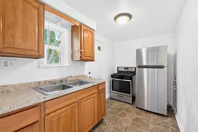 1629 Laketon Rd, Pittsburgh, PA 15221 - Photo 20