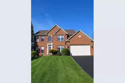 237 Field Club Cir, Robinson Twp, PA 15136 - Photo 1