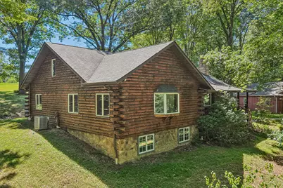168 Airlane Drive, Hanover Township, PA 15050 - Photo 6