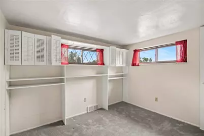 405 Peters Drive, Pittsburgh, PA 15116 - Photo 24
