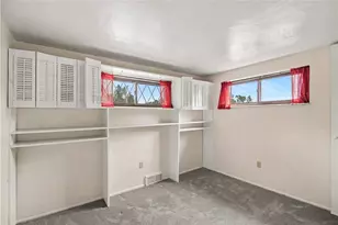 405 Peters Dr, Pittsburgh, PA 15116 - Photo 24