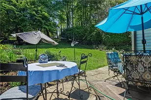 405 Peters Dr, Pittsburgh, PA 15116 - Photo 46