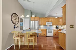 4706 W Lawnview Ave, Pittsburgh, PA 15227 - Photo 6
