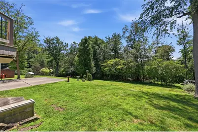 137 Kenney Dr, Leet Township, PA 15143 - Photo 36