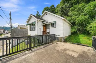 224 Quay St, Vandergrift, PA 15629 - Photo 2