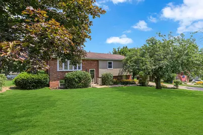 120 Mackall Drive, Brighton Township, PA 15009 - Photo 2