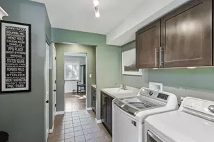 1573 Crestview Dr, Pittsburgh, PA 15237 - Photo 20