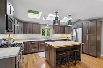 1573 Crestview Drive, Pittsburgh, PA 15237 - Photo 2
