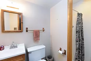 68 Kathleen Dr, Robinson Twp, PA 15136 - Photo 20