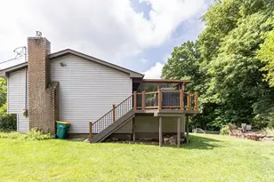 68 Kathleen Dr, Robinson Twp, PA 15136 - Photo 2