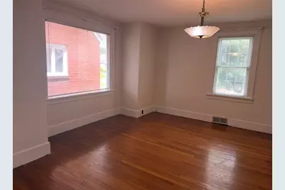 2112 McMinn St, Aliquippa, PA 15001 - Photo 2