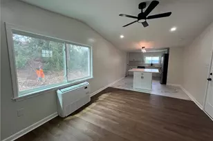 11 E Amanda Ave, Pittsburgh, PA 15210 - Photo 6