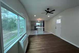 11 E Amanda Ave, Pittsburgh, PA 15210 - Photo 38