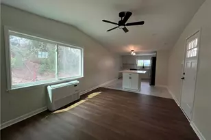 11 E Amanda Ave, Pittsburgh, PA 15210 - Photo 18