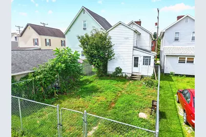 113 E Grant St, Latrobe, PA 15650 - Photo 2