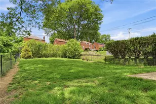 1107 Girard Rd, Pittsburgh, PA 15227 - Photo 34