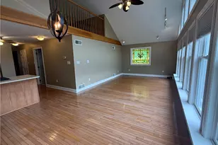 110 Sunny Dell Ln, Peters Township, PA 15317 - Photo 4