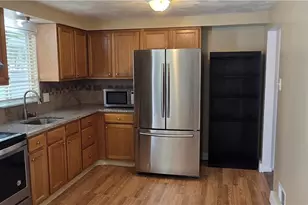 319 McKee Rd, North Versailles, PA 15137 - Photo 8