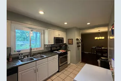 801 Lillian Drive, Hermitage, PA 16148 - Photo 8