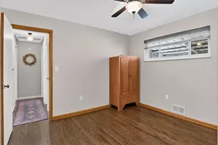 2442 N Meadowcroft Ave, Banksville/Westwood, PA 15216 - Photo 18