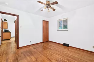 223 Montana St, Observatory Hill, PA 15214 - Photo 10