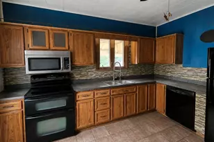 123 Snydertown Rd, East Huntington, PA 15688 - Photo 8