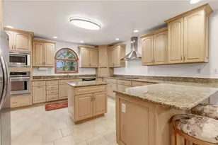 1004 Broderick St, Berlin, PA 15530 - Photo 4