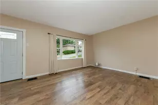 709 Center St, Conway, PA 15027 - Photo 12