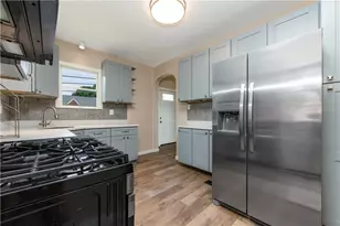 709 Center St, Conway, PA 15027 - Photo 16