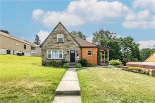 709 Center St, Conway, PA 15027 - Photo 2