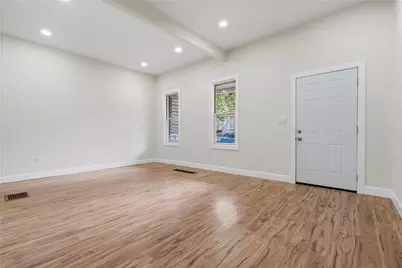 117 W 14th Ave, Homestead, PA 15120 - Photo 4