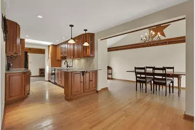 492 Lois Dr, Pittsburgh, PA 15236 - Photo 8