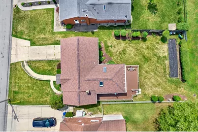 492 Lois Dr, Pittsburgh, PA 15236 - Photo 4