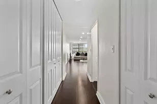112 Washington Pl, Pittsburgh, PA 15219 - Photo 6
