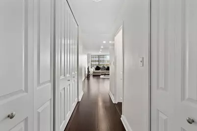 112 Washington Place #8H, Pittsburgh, PA 15219 - Photo 6
