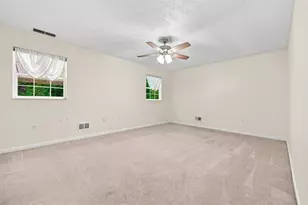 580 Newport Dr, Pittsburgh, PA 15235 - Photo 18