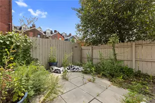 152 Home St, Pittsburgh, PA 15201 - Photo 24