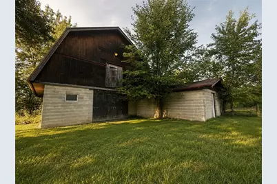 518 Shadyrest Rd, Franklin Township, PA 16117 - Photo 8