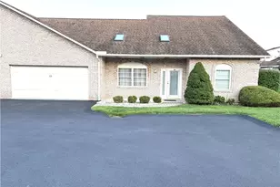 2750 Iowa Dr, Lower Burrell, PA 15068 - Photo 1